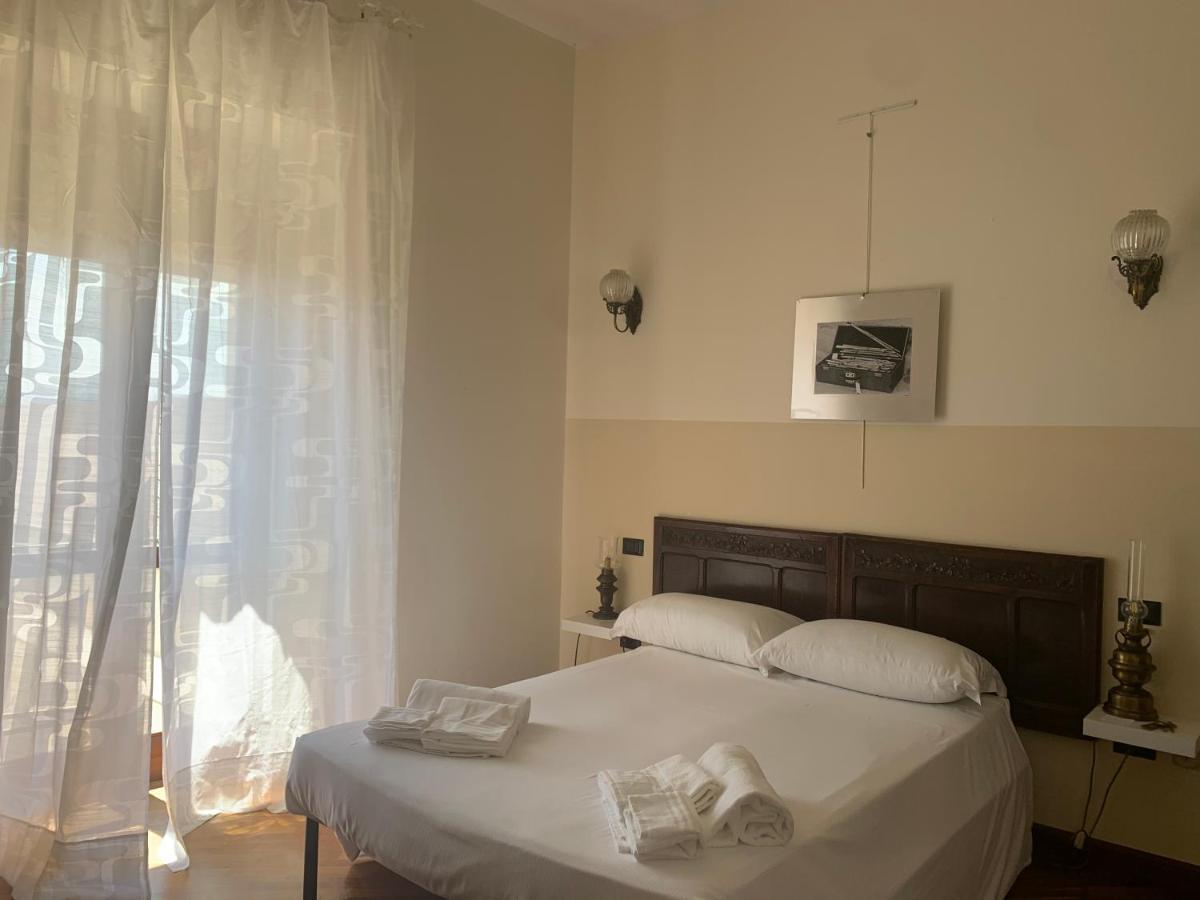 Altrove Bed & Breakfast Cagliari Luaran gambar